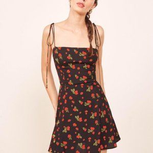 REFORMATION Strawberry Mini Dress Size 0
